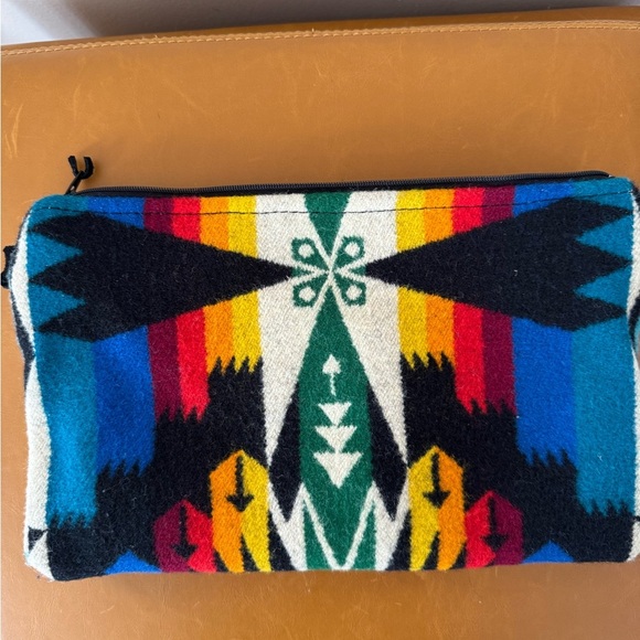 MG Design Co‎ Mercy Grey Design Pendleton Wool Fabric Multicolor Wool Clutch - Picture 5 of 5